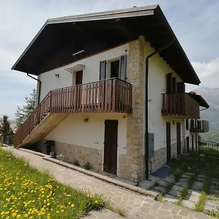 Casa Vacanze Fai Bei Sogni Apartment Zambla Alta